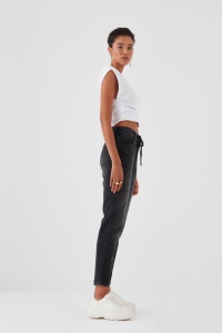 3_71402-1389-03 JOGGER