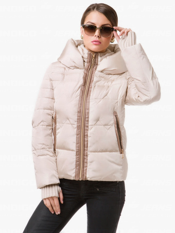 Куртка зимняя женская CLASNA 25028